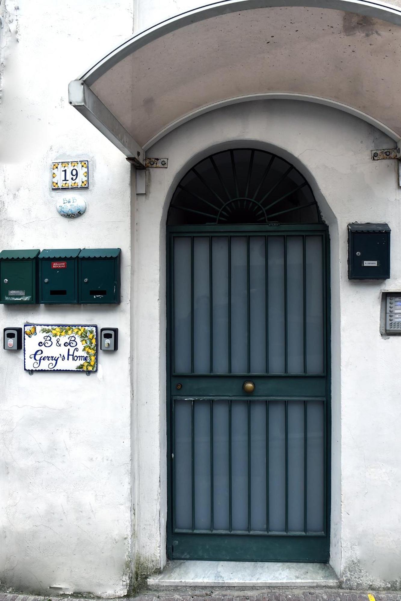 B&B Gerry 'S Home Amalfi Coast Vietri Exteriör bild